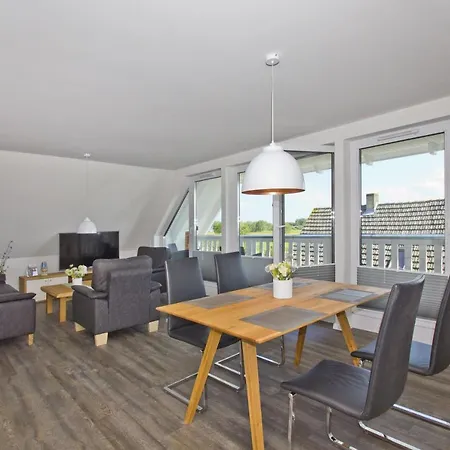 Zaunkoenig Im Obergeschoss * Groß Zicker